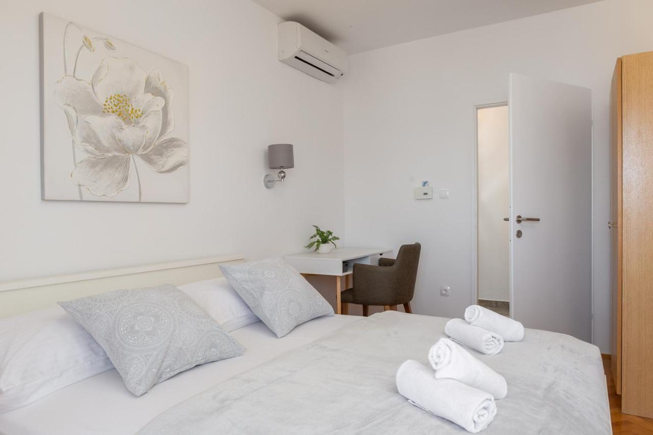Beach Apartments Croatia Duće Exterior foto